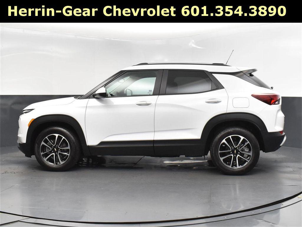 used 2024 Chevrolet TrailBlazer car, priced at $24,000