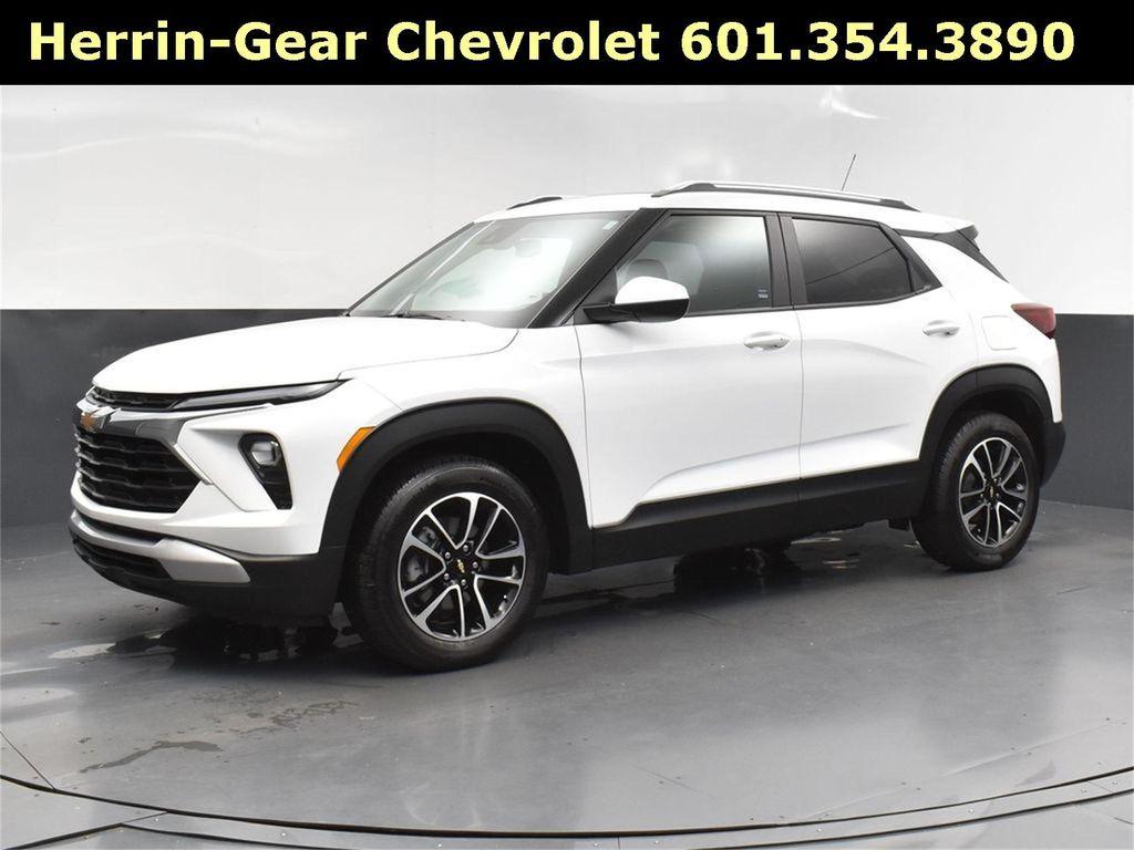 used 2024 Chevrolet TrailBlazer car, priced at $24,000