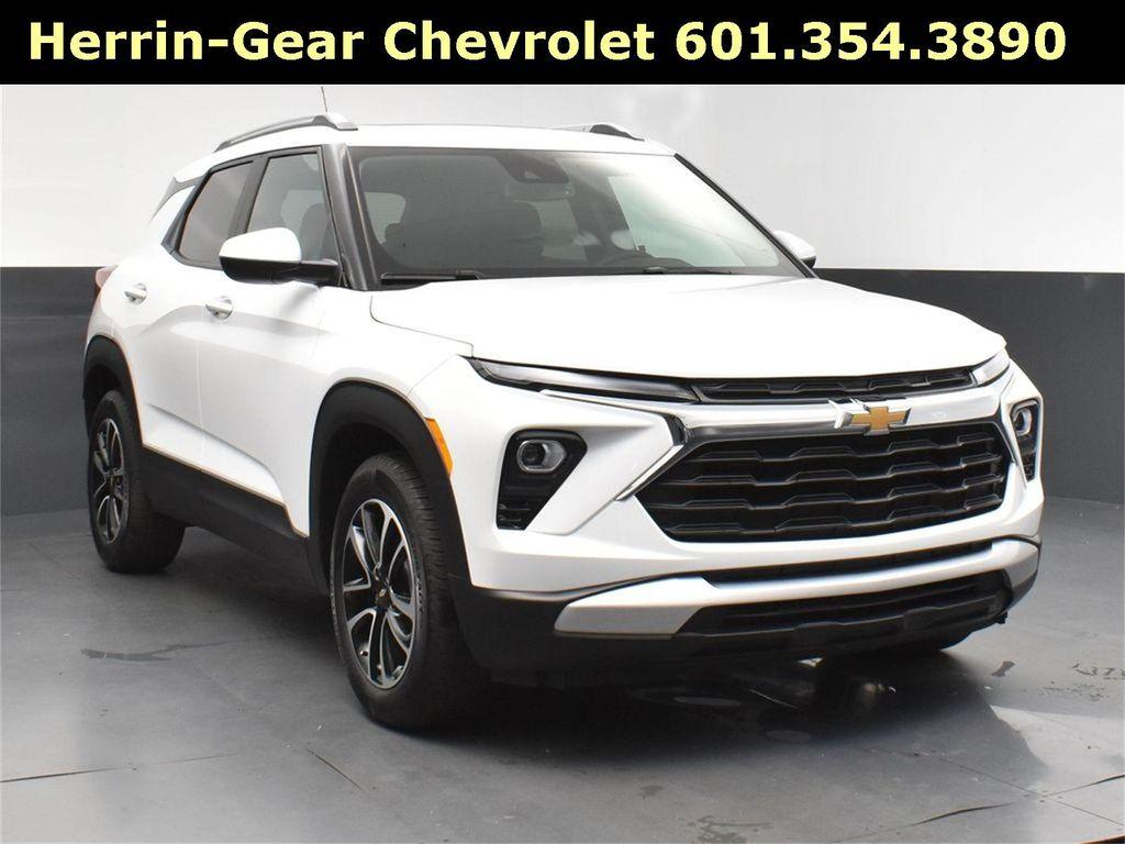 used 2024 Chevrolet TrailBlazer car, priced at $24,000