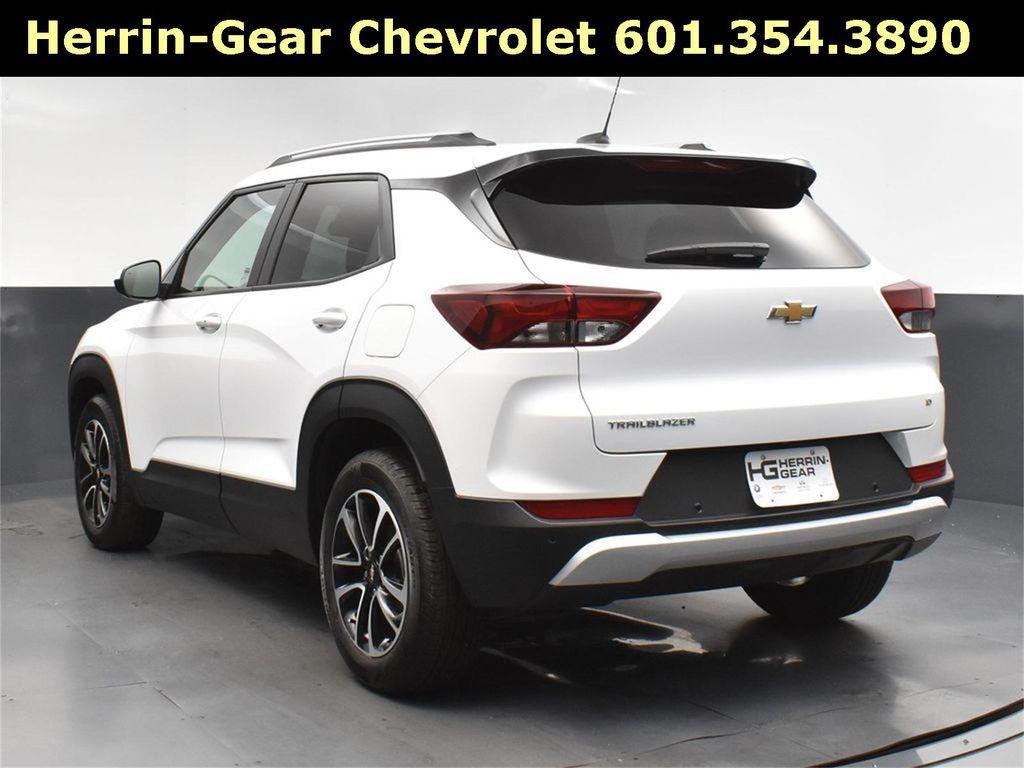 used 2024 Chevrolet TrailBlazer car, priced at $24,000