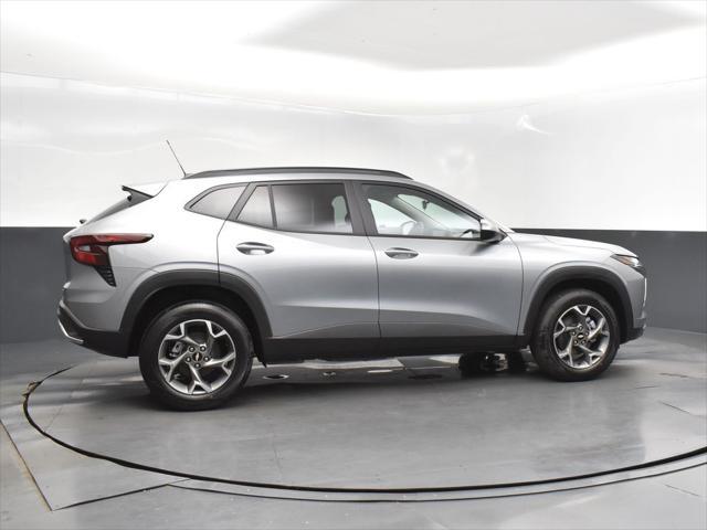 new 2025 Chevrolet Trax car, priced at $25,500