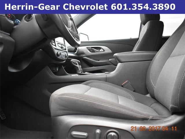 used 2022 Chevrolet Traverse car, priced at $27,793