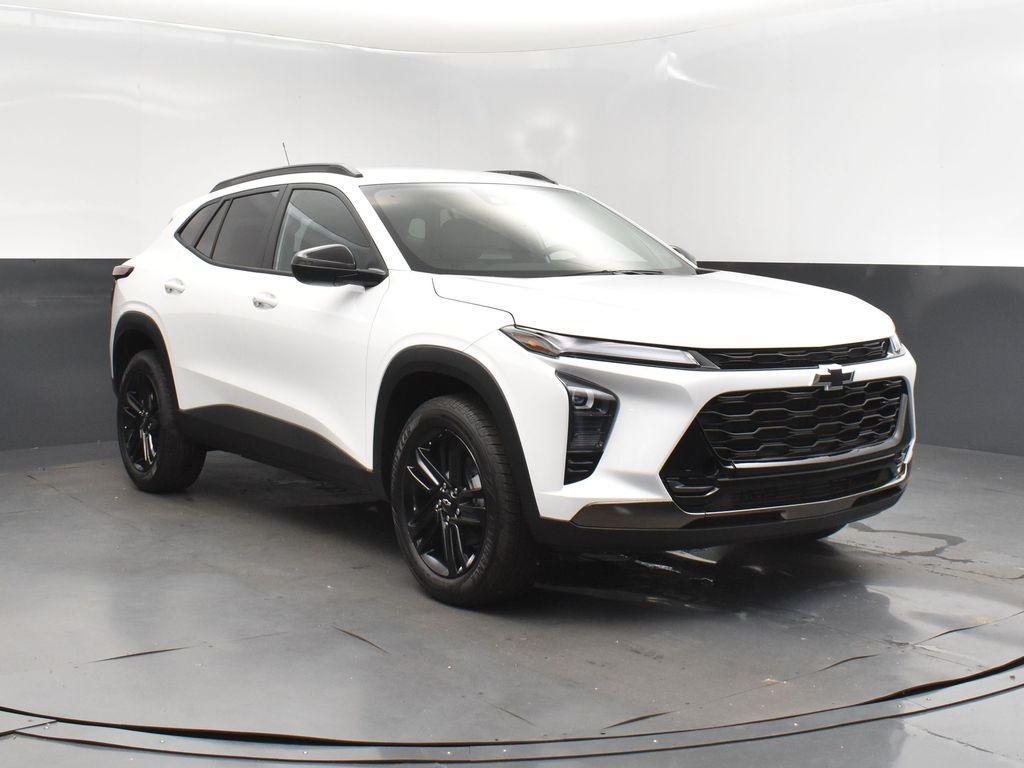 new 2025 Chevrolet Trax car, priced at $25,895
