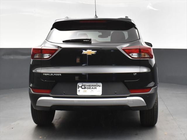 new 2025 Chevrolet TrailBlazer car, priced at $26,385