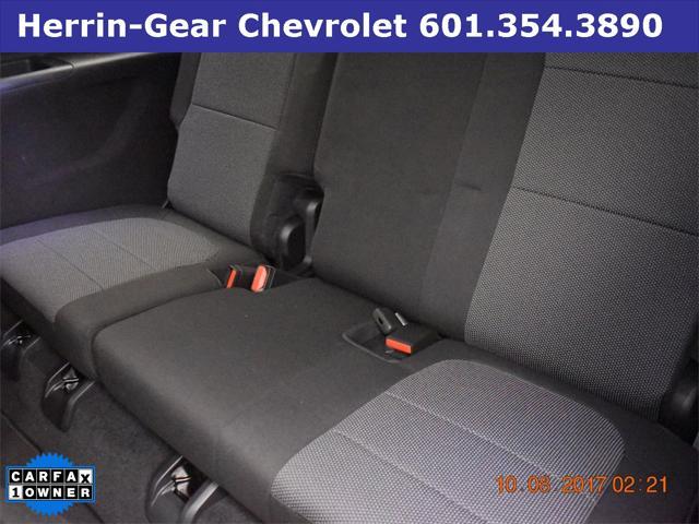 used 2023 Chevrolet Traverse car, priced at $29,933