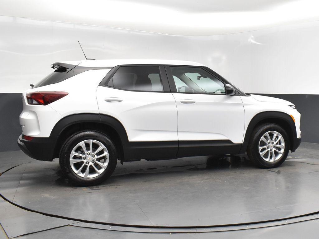 new 2025 Chevrolet TrailBlazer car, priced at $25,285
