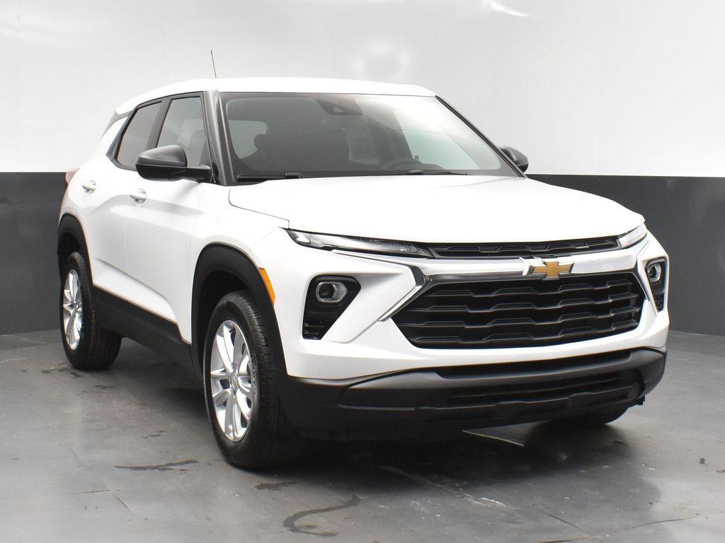 new 2025 Chevrolet TrailBlazer car, priced at $25,285