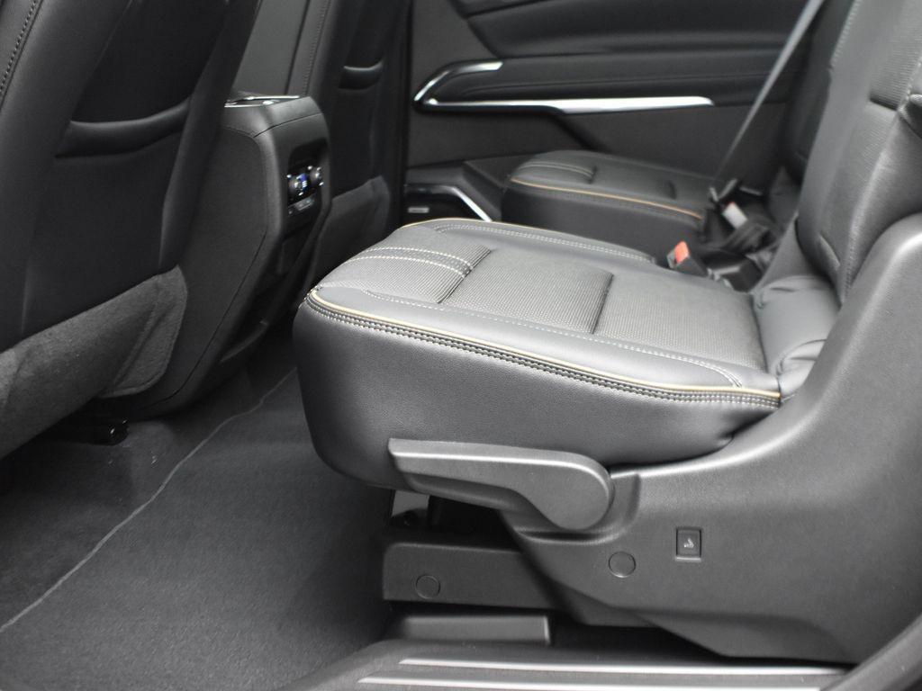 new 2026 Chevrolet Traverse car, priced at $58,920