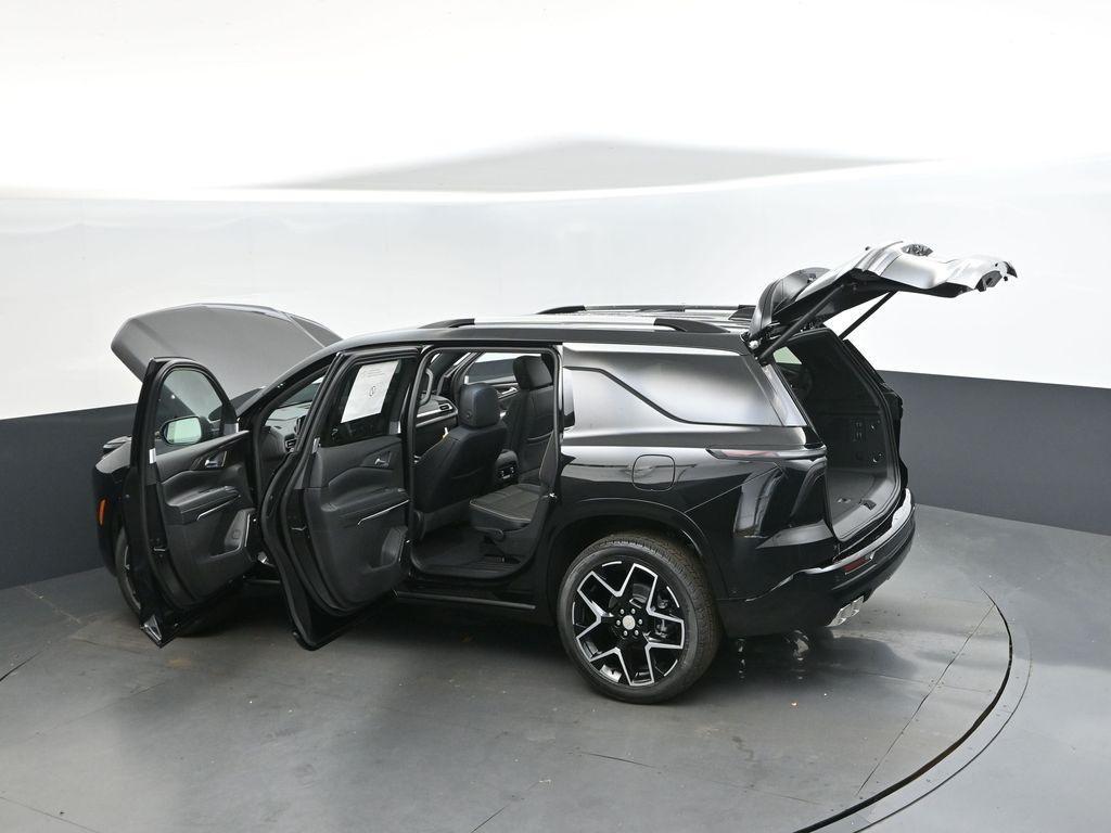new 2026 Chevrolet Traverse car, priced at $58,920