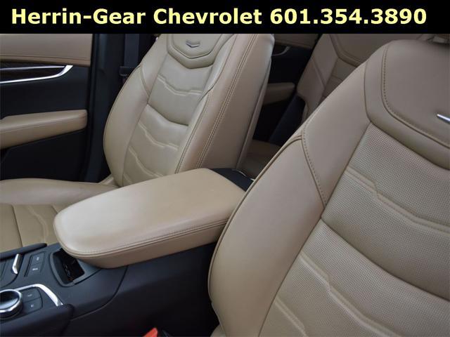 used 2020 Cadillac XT6 car, priced at $35,977