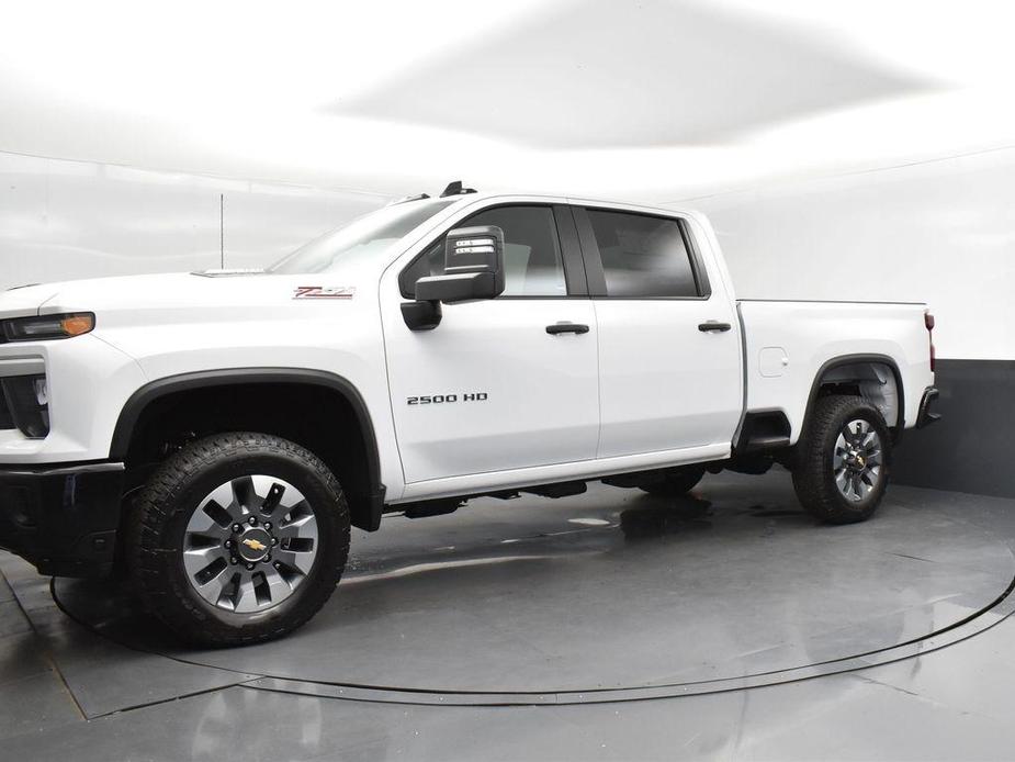 new 2024 Chevrolet Silverado 2500 car, priced at $69,270