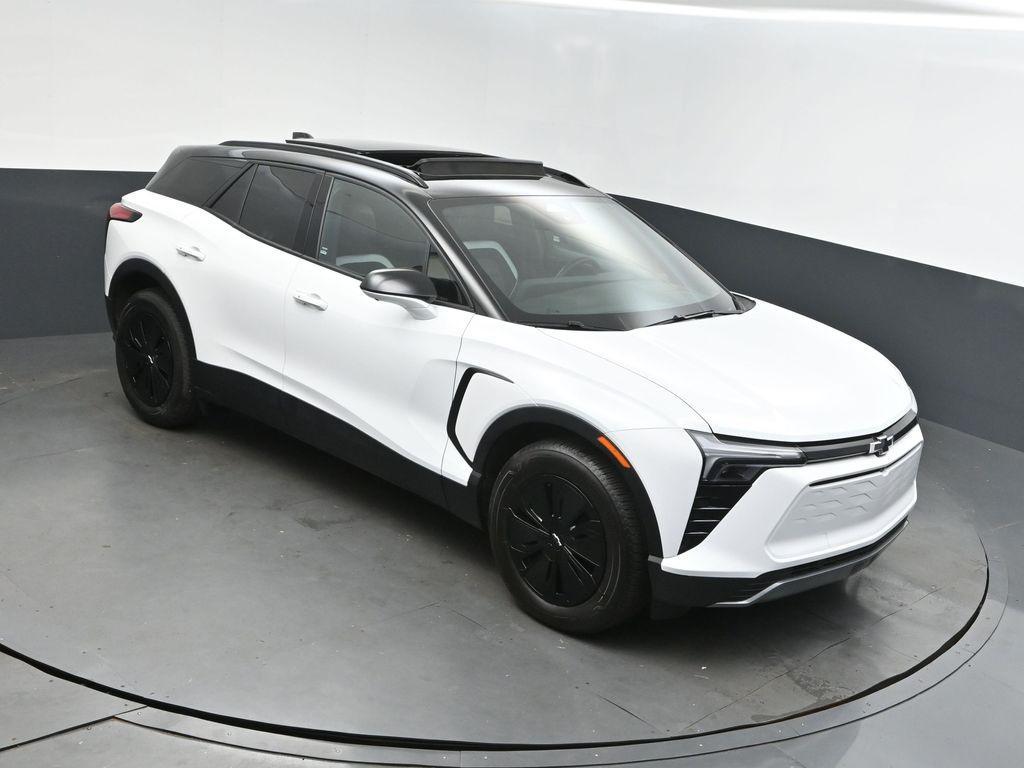 new 2025 Chevrolet Blazer EV car, priced at $43,319