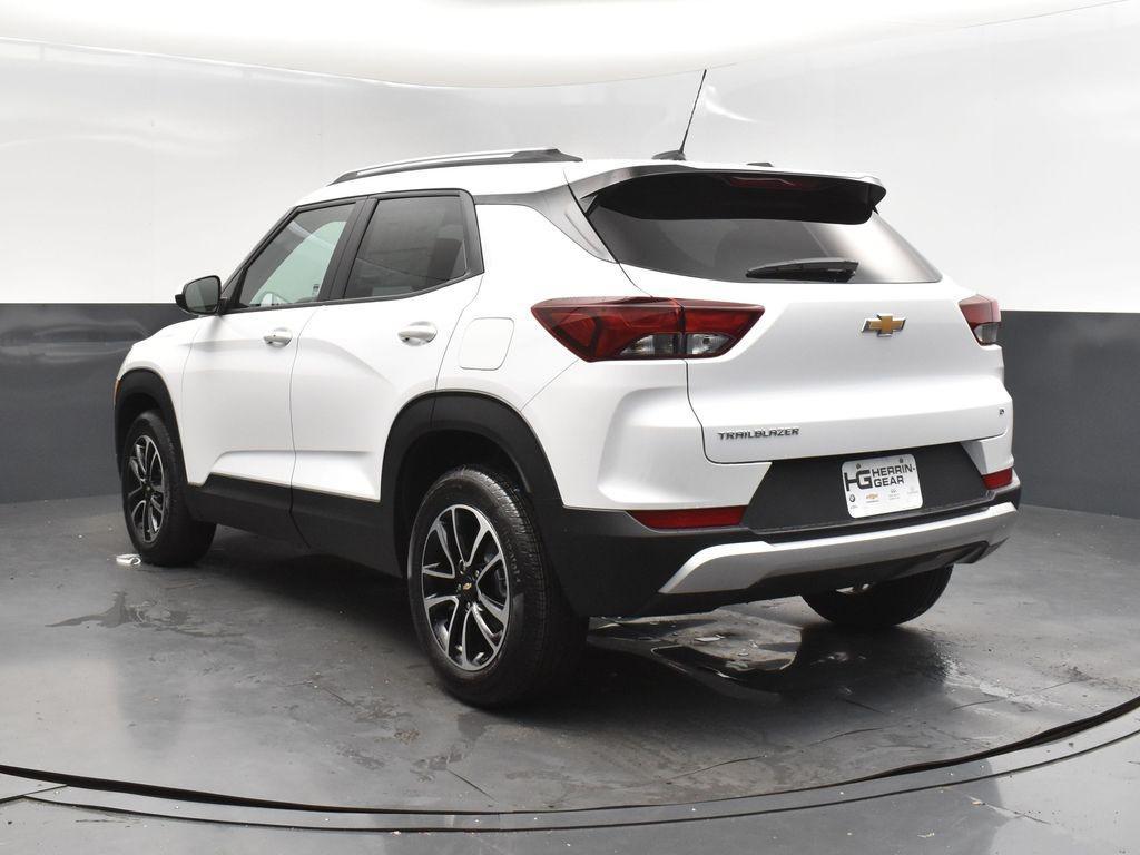 new 2026 Chevrolet TrailBlazer car, priced at $26,185