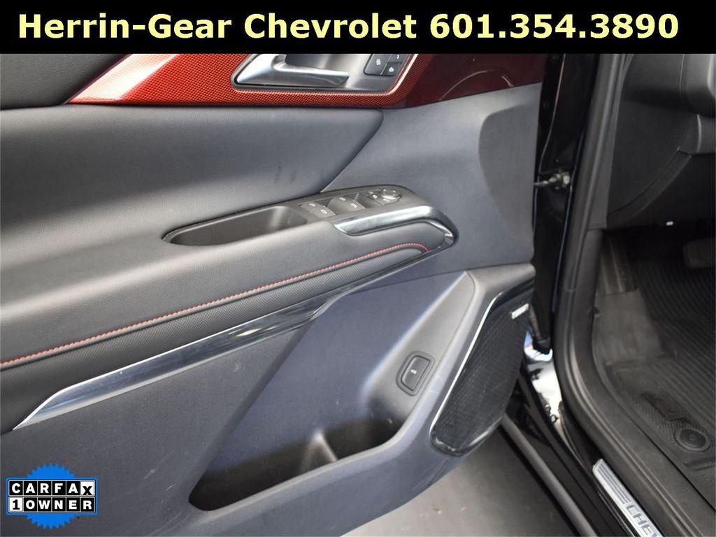 used 2025 Chevrolet Traverse car, priced at $47,000