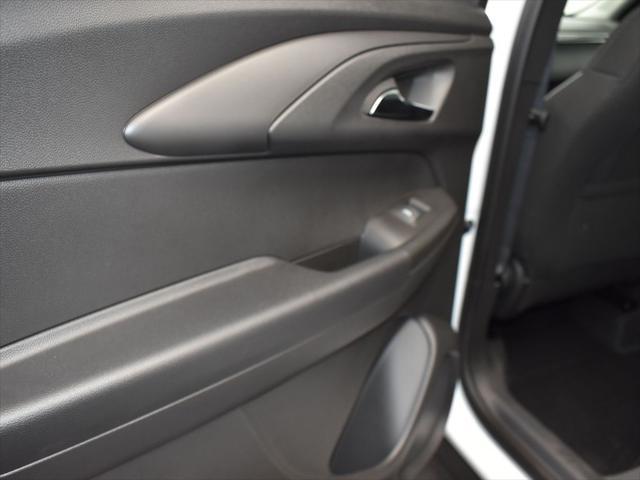 new 2025 Chevrolet TrailBlazer car, priced at $26,229