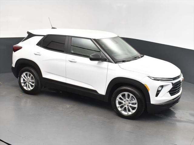 new 2025 Chevrolet TrailBlazer car, priced at $26,229