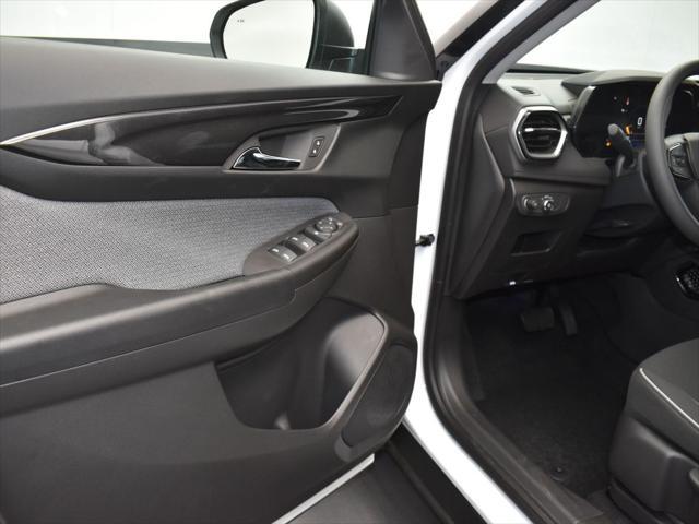 new 2025 Chevrolet TrailBlazer car, priced at $26,229