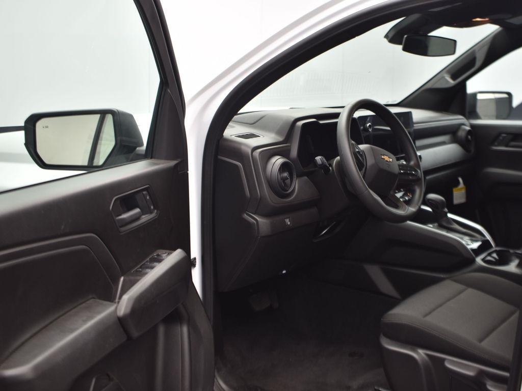 new 2026 Chevrolet Colorado car, priced at $31,640