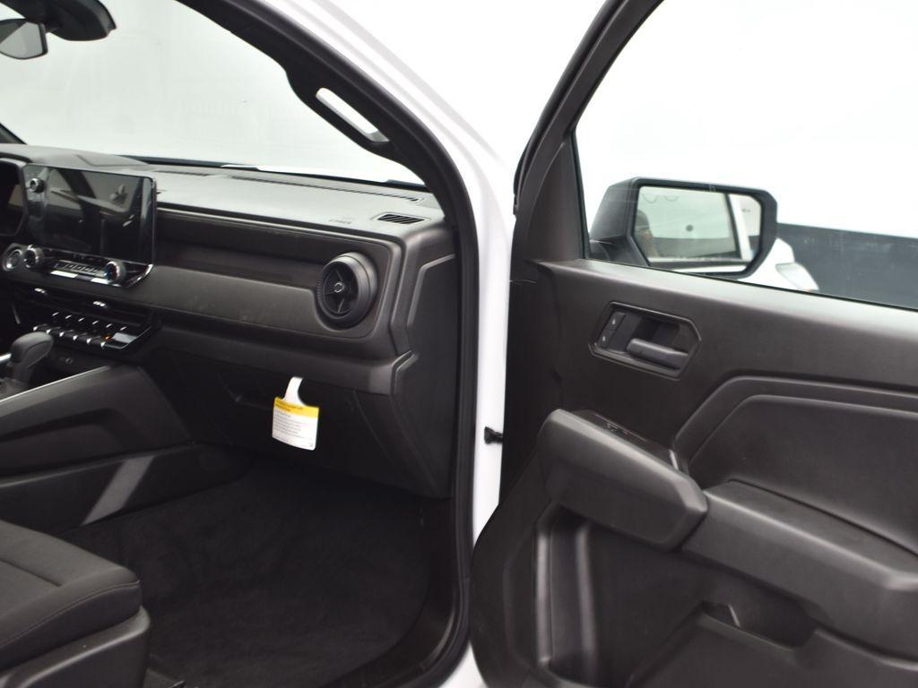 new 2026 Chevrolet Colorado car, priced at $31,640