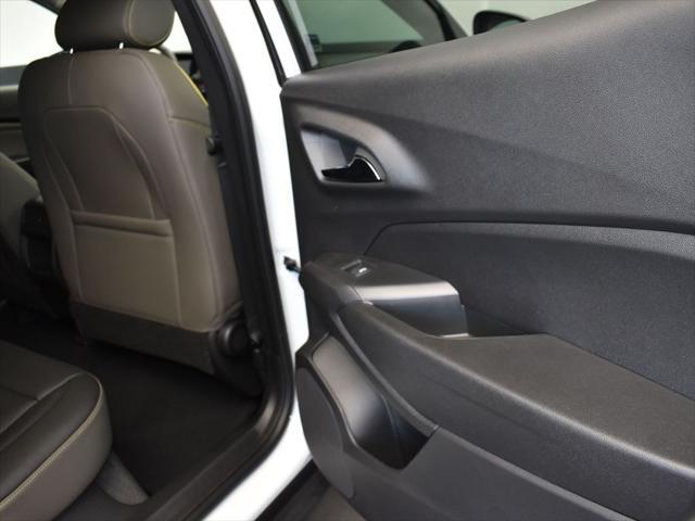 new 2025 Chevrolet Trax car, priced at $25,895