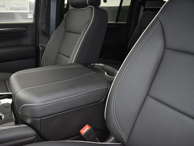 new 2025 Chevrolet Suburban car, priced at $78,095