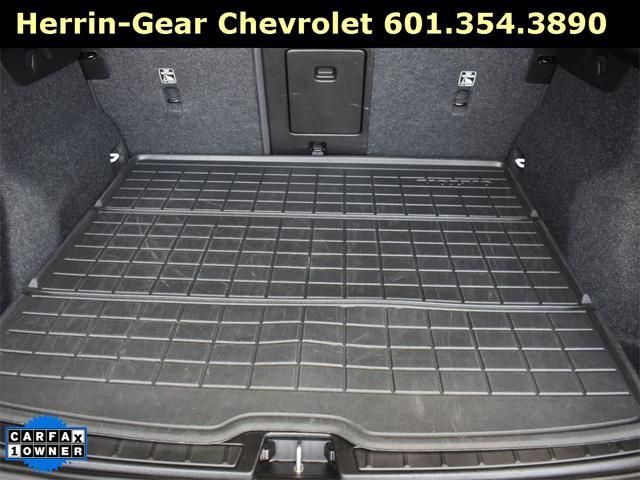 used 2021 Volvo XC40 car, priced at $29,999