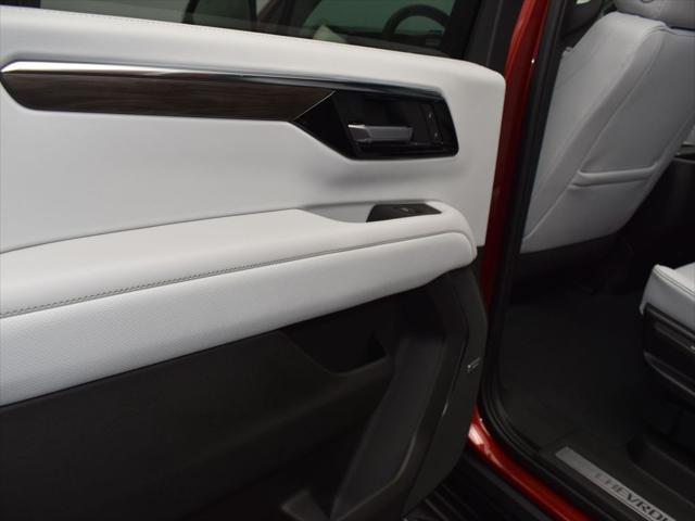 new 2025 Chevrolet Suburban car, priced at $86,200