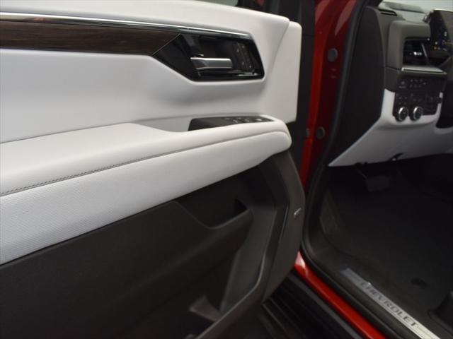 new 2025 Chevrolet Suburban car, priced at $86,200