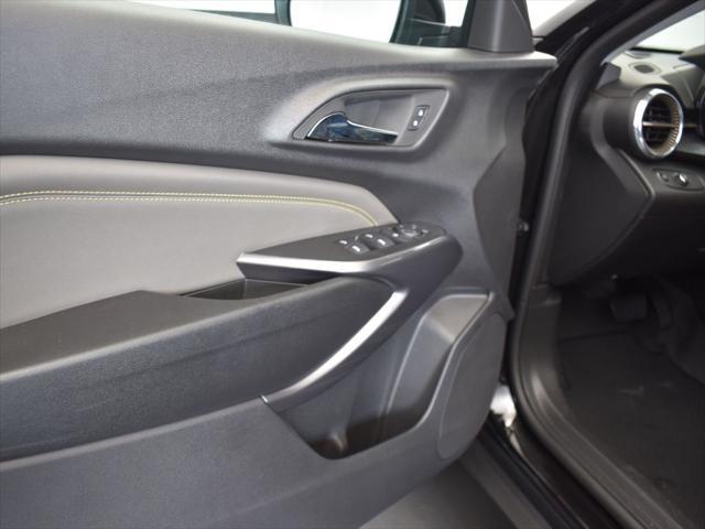 new 2025 Chevrolet Trax car, priced at $25,895