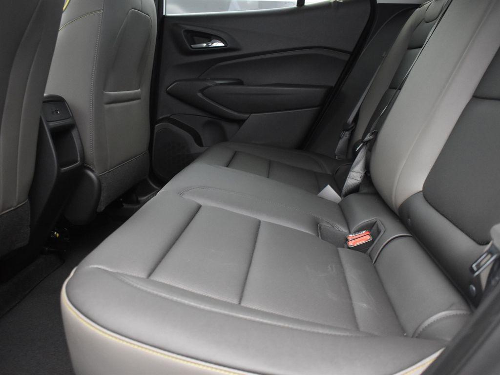 new 2025 Chevrolet Trax car, priced at $25,395