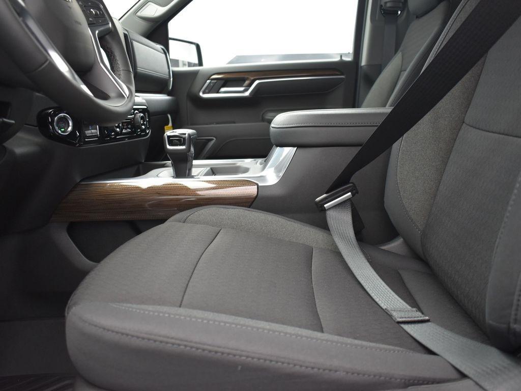 new 2026 Chevrolet Silverado 1500 car, priced at $58,650