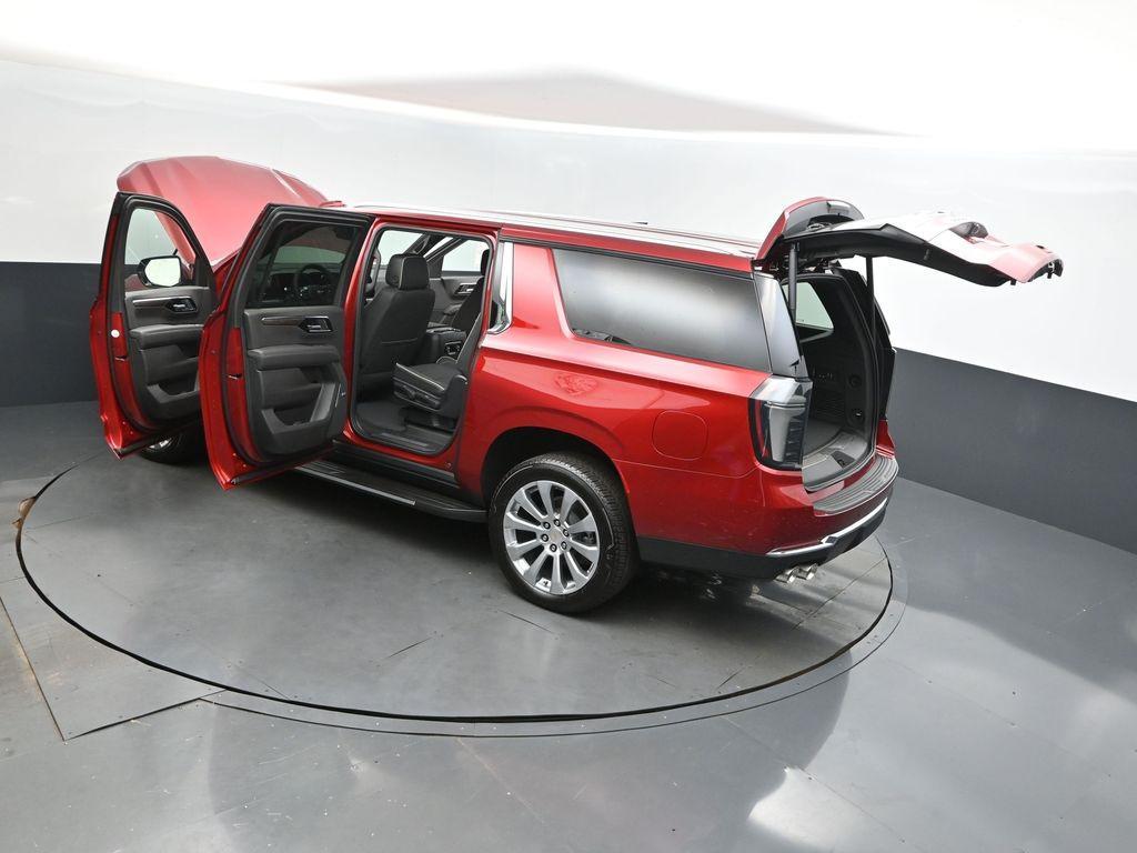 new 2025 Chevrolet Suburban car, priced at $76,815