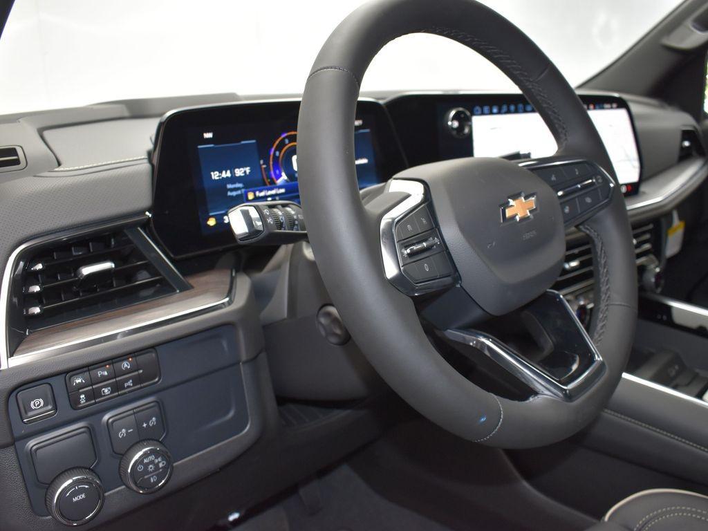 new 2025 Chevrolet Suburban car, priced at $76,815
