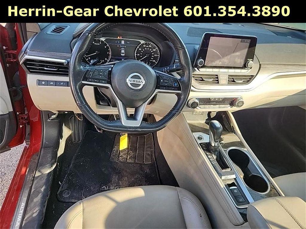 used 2022 Nissan Altima car, priced at $22,000