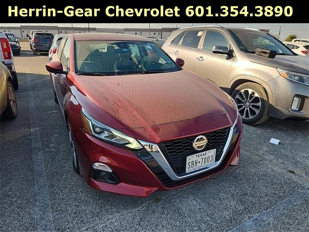 used 2022 Nissan Altima car, priced at $22,000