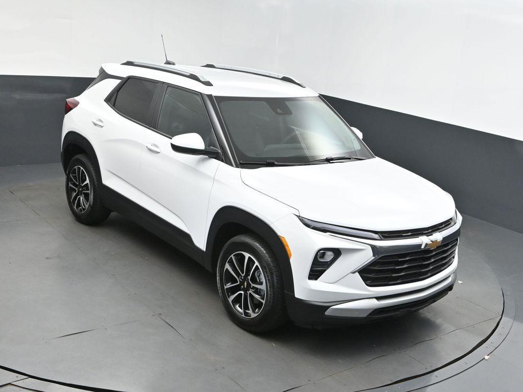 used 2026 Chevrolet TrailBlazer car, priced at $26,785