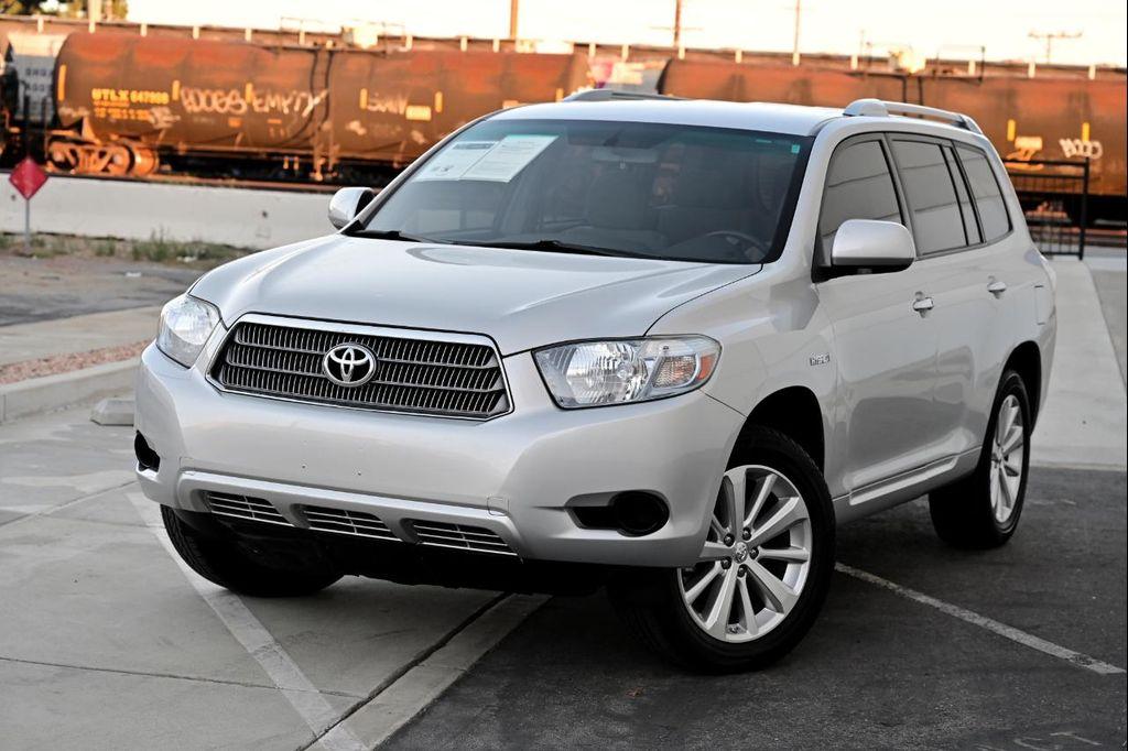 used 2008 Toyota Highlander Hybrid car, priced at $12,850