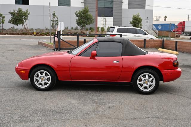 used 1994 Mazda MX-5 Miata car, priced at $13,650