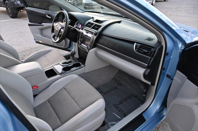 used 2012 Toyota Camry Hybrid car, priced at $13,495