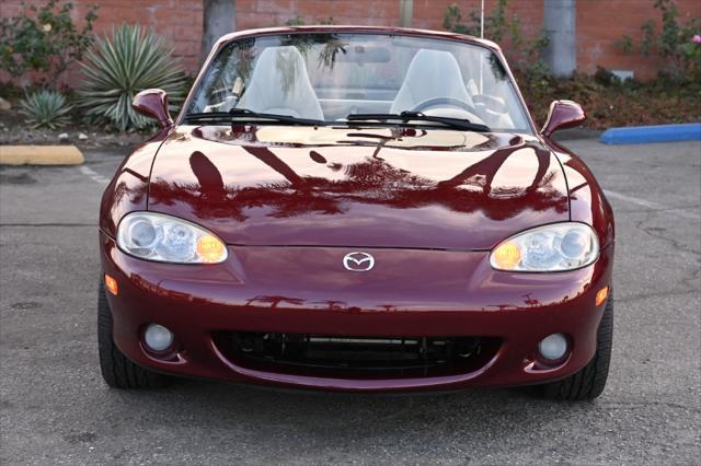 used 2003 Mazda MX-5 Miata car, priced at $13,895