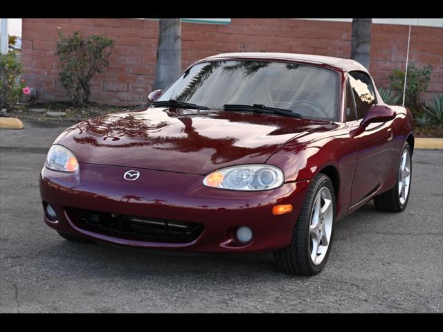 used 2003 Mazda MX-5 Miata car, priced at $13,895