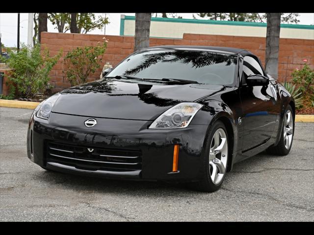 used 2007 Nissan 350Z car, priced at $15,650