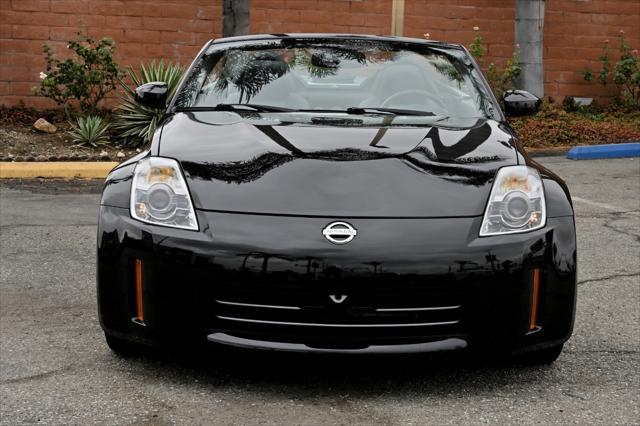 used 2007 Nissan 350Z car, priced at $15,650