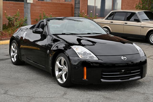 used 2007 Nissan 350Z car, priced at $15,650