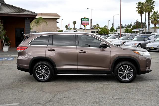 used 2019 Toyota Highlander car, priced at $24,995