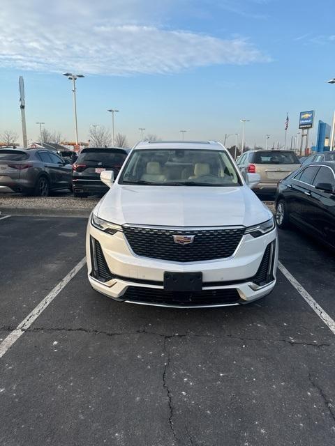 used 2023 Cadillac XT6 car, priced at $43,989