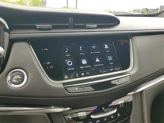 used 2022 Cadillac XT5 car, priced at $35,899