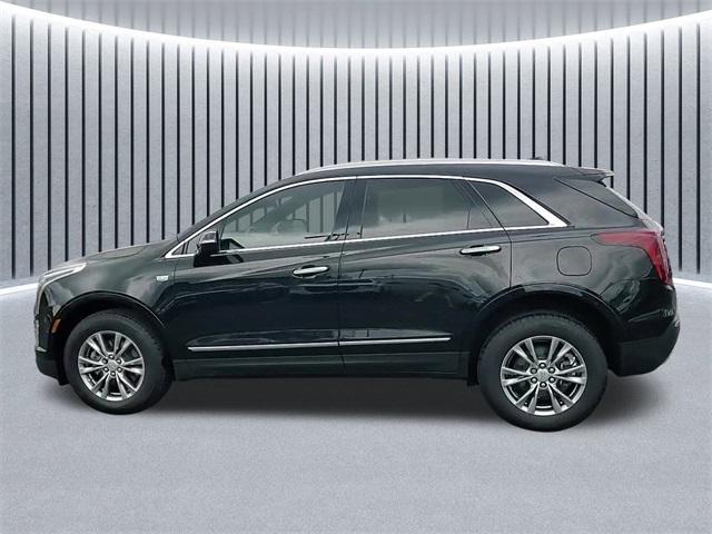 used 2022 Cadillac XT5 car, priced at $35,899