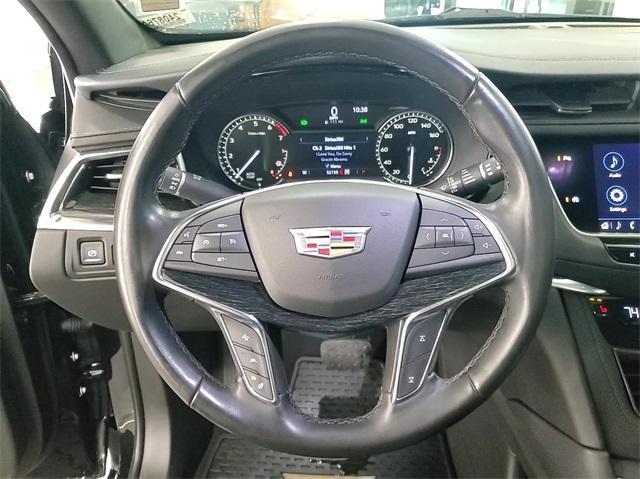 used 2020 Cadillac XT5 car, priced at $26,198