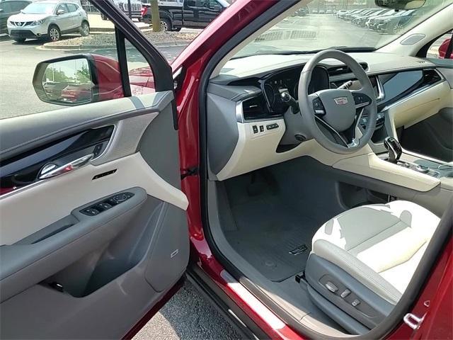 used 2022 Cadillac XT6 car, priced at $39,777